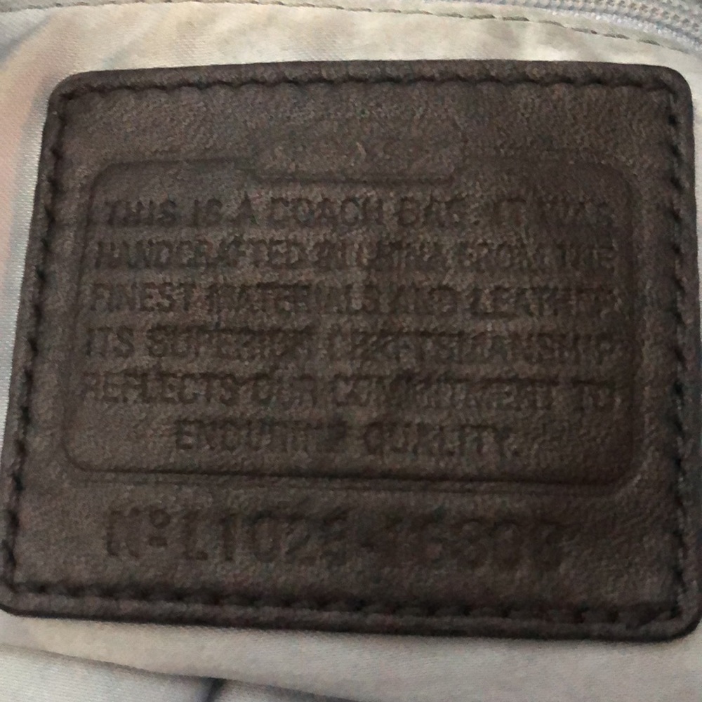Coach leather crossbody/purse - Picture 15 of 17